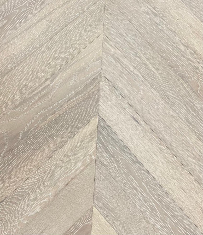 Инженерная Доска Wood Bee Французская ёлка дуб крема / crema Инженерная Доска Wood Bee Французская ёлка дуб крема / crema